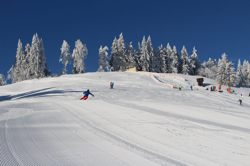Bödele Skigebiet bei Schwarzenberg mit Bodenseeblick